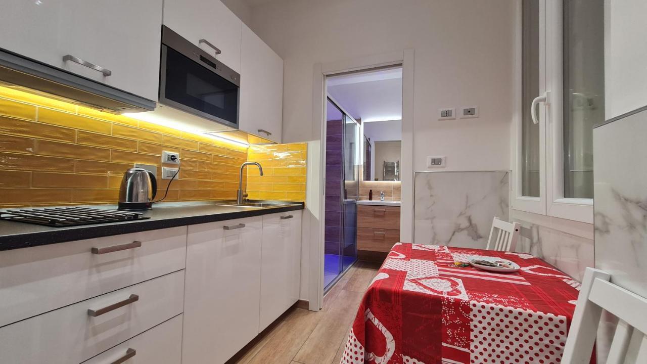 Апартаменти Giudei House Smart 2 Болонья Екстер'єр фото